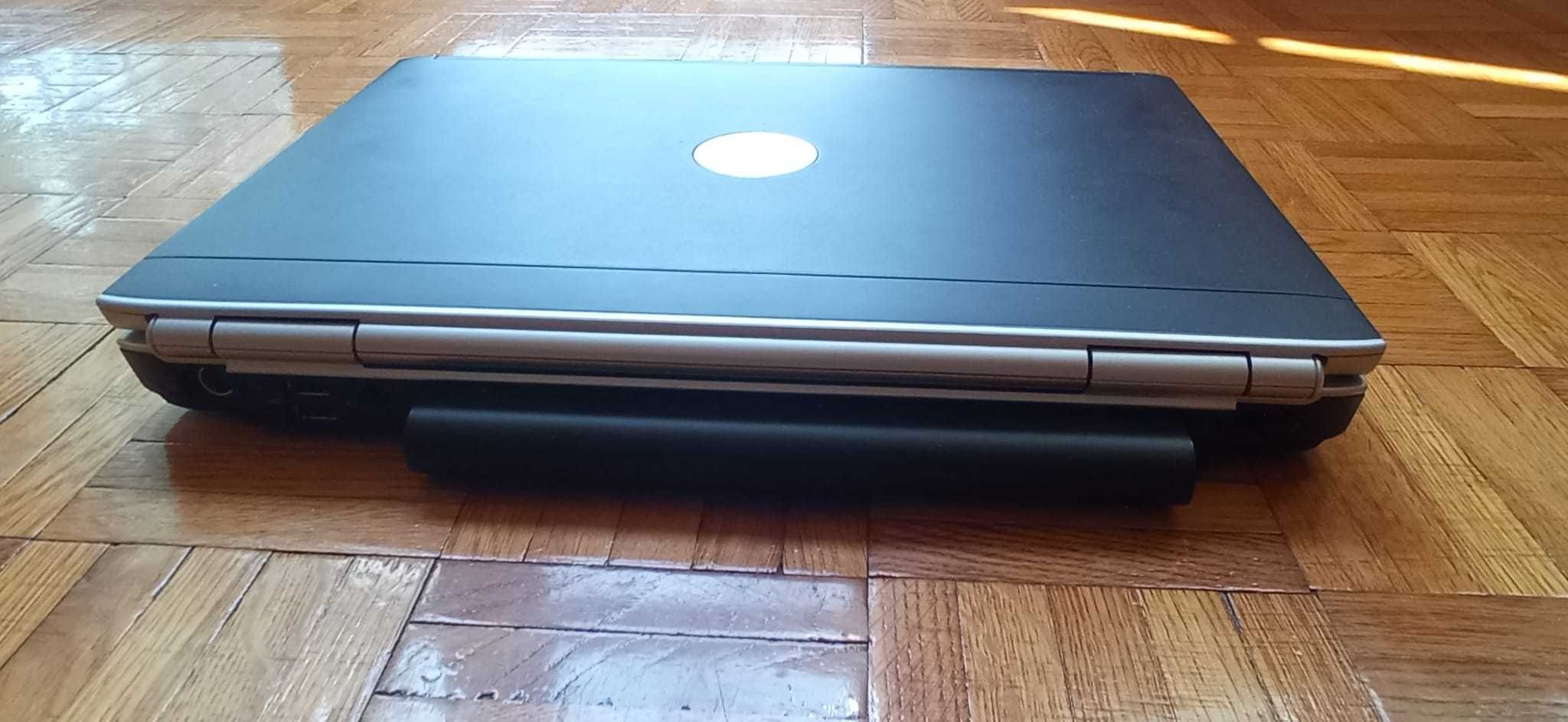 DELL INSPIRON 15  model 1521