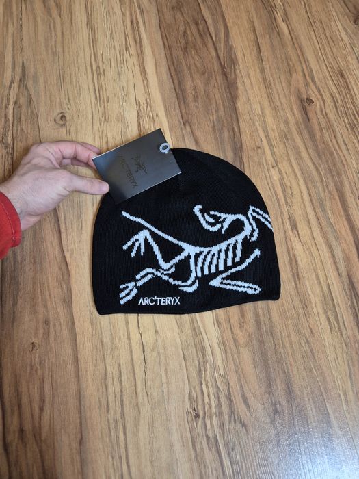 Czarna zimowa czapka Arcteryx arc'teryx black winter beanie cap