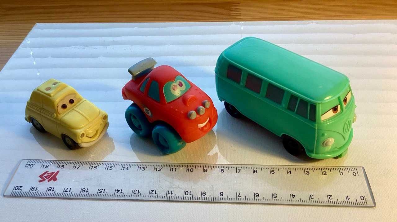 Машинки різні і Тачки из Happy Meal журнал Cars McDonald`s 2006