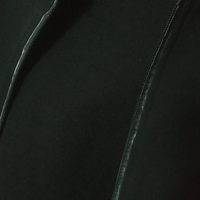 Krótka czarna bluza z kapturem S/36