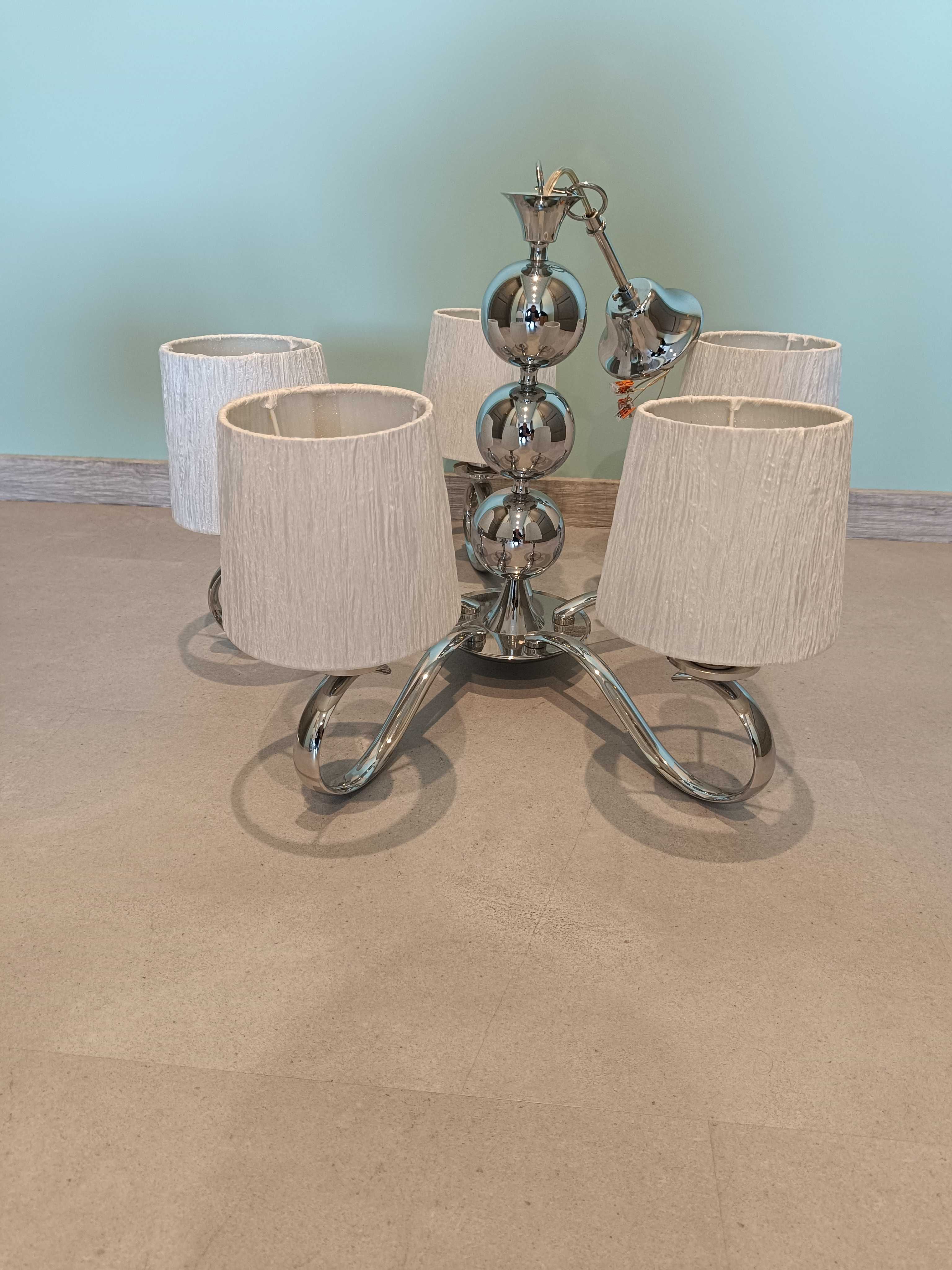 Zestaw lamp do sypialni