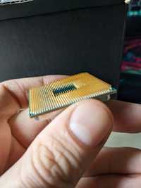 Процесор AMD Ryzen 5 3600X з кітовою системою охолодження