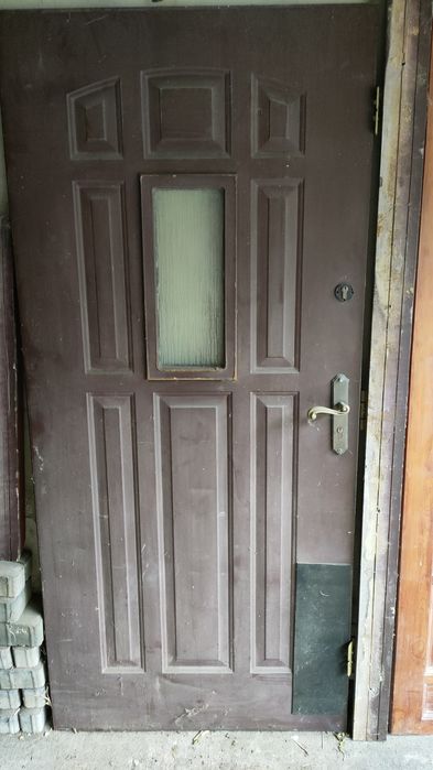 Drzwi drewniane wewnętrzne i zewnętrzne