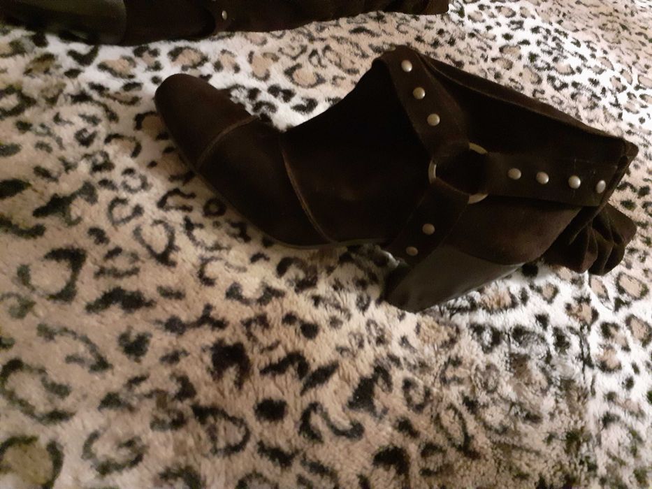 Botas senhora em pele