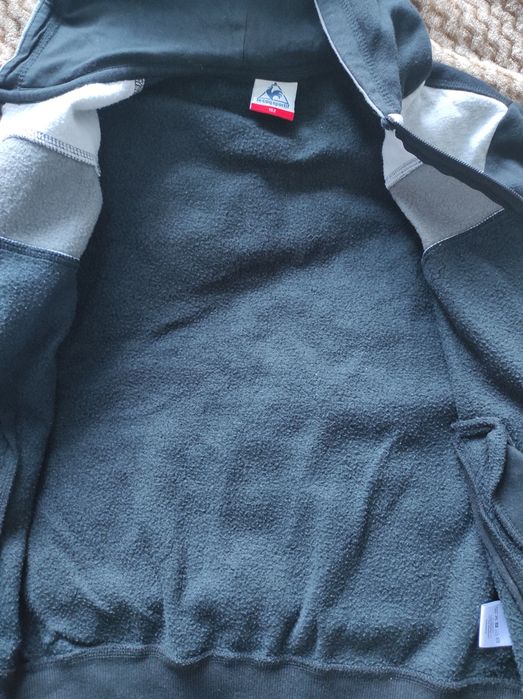 Кофта с капюшоном 152 р.