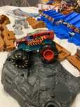 Hot Wheels Monster Trucks Arena Smashers