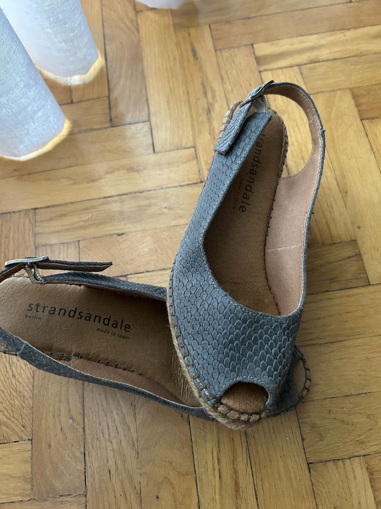 Buty 36 skóra naturalna, sznurek
