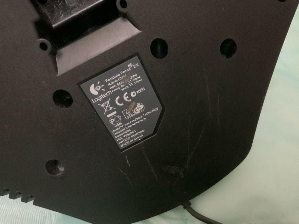 Руль Logitech для игры в гонки wheel логитеч лоджитек