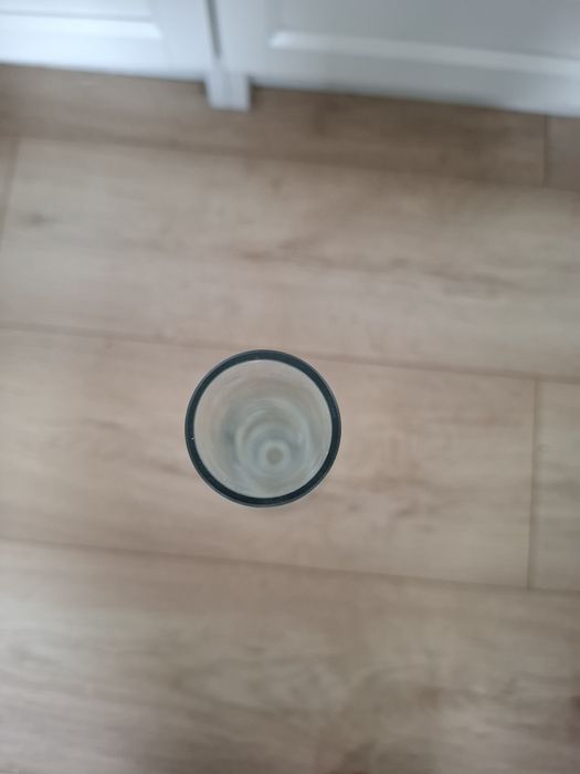 Szklany wysoki smukły transparenty wazon na kwiatek, cylinder, tuba