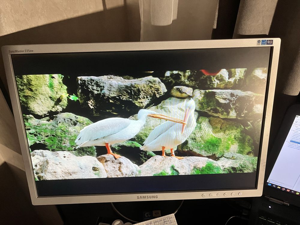 Монітор Samsung SyncMaster 225bw
