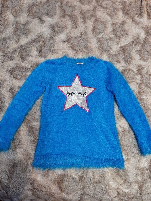 Светрик для дівчинки