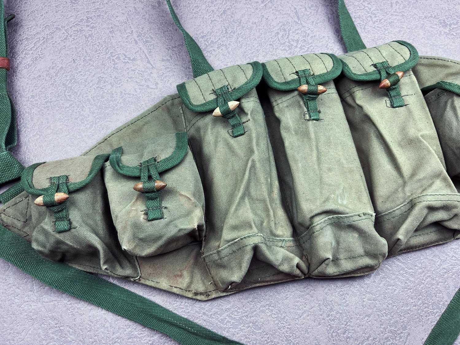 Kamizelka chicom do AK oryginał Wietnam Vietcong stanik chest rig