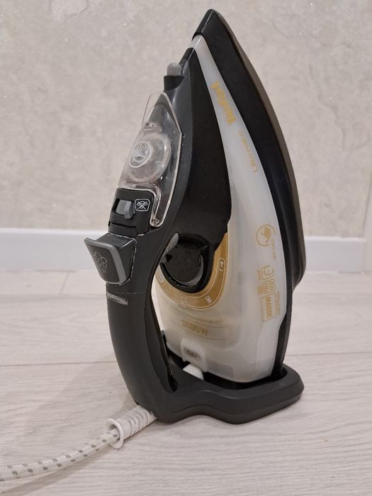 Праска парова Tefal FV9787, утюг