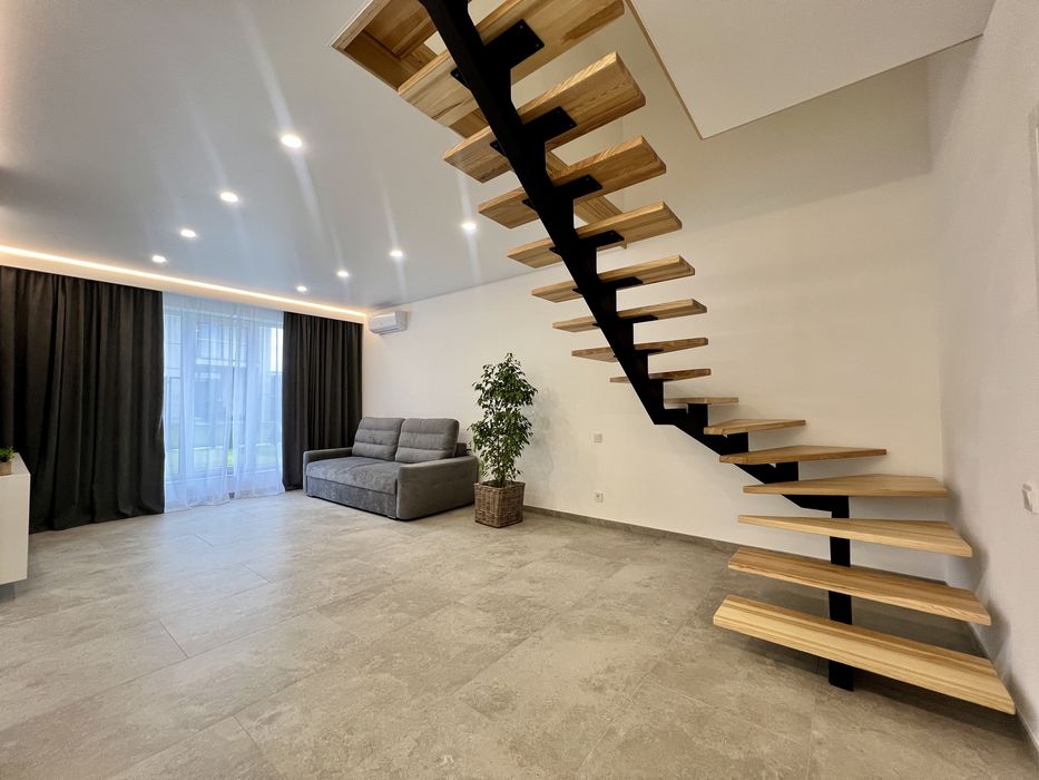 Продаж/таунхауса/ремонт/вул.Янівська/Брюховичі/Бірки