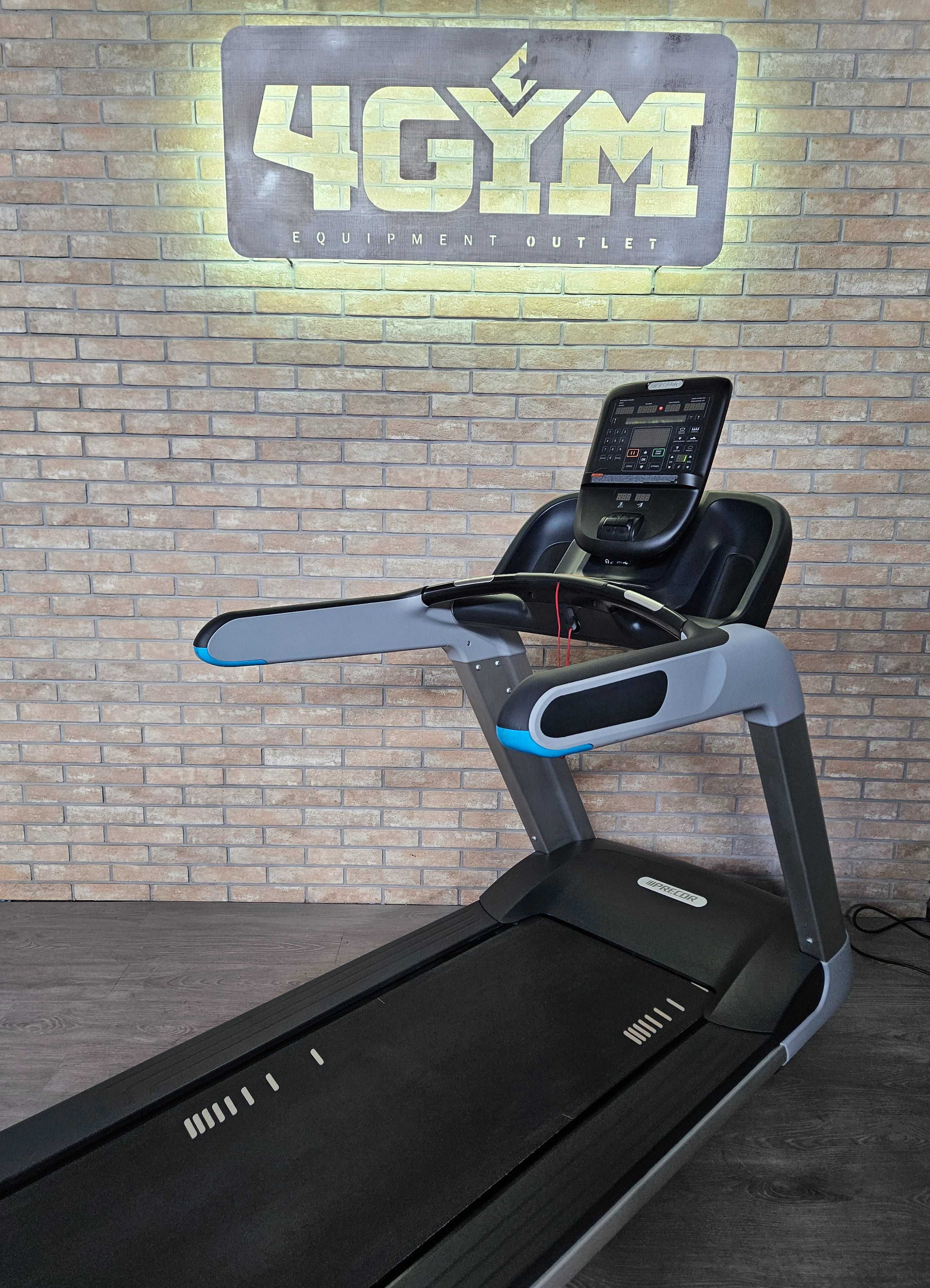 Бігова доріжка Precor TRM 800 series P31