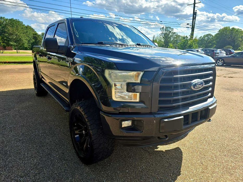 Ford F-150 XLT      2015