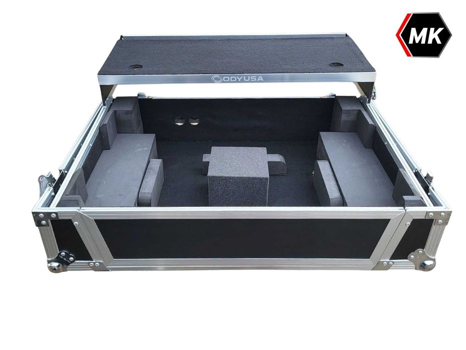 Denon Prime 4/4+ Flight Case z półką na laptopa oraz   RACK 2U