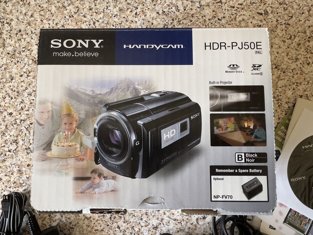 Відеокамера SONY HDR-PJ50E