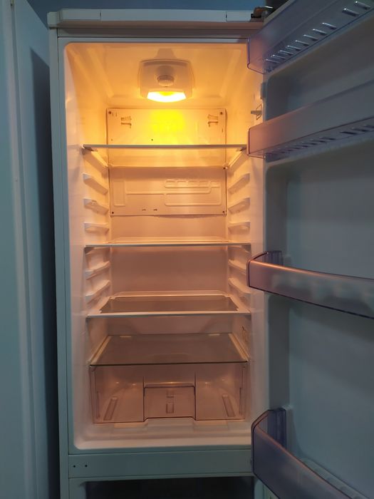 Холодильник BEKO CS331020 от сервисного центра