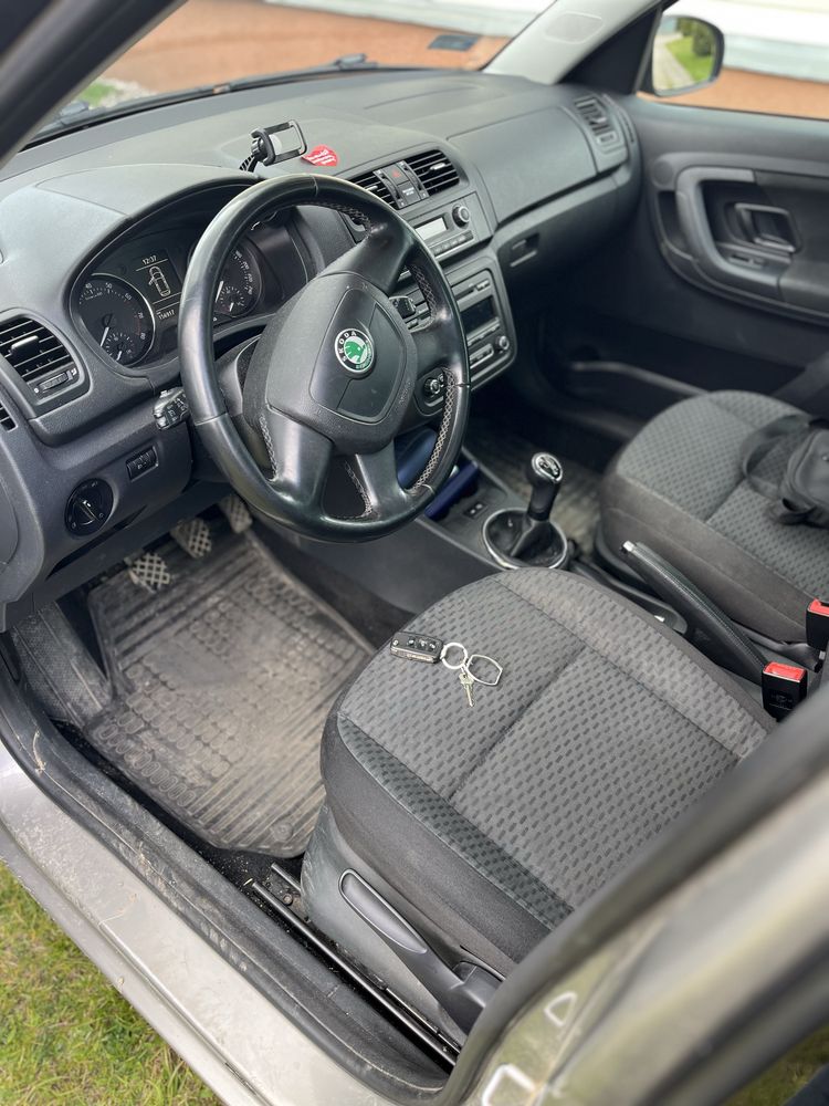 Skoda Roomster 1.2b 2011r.