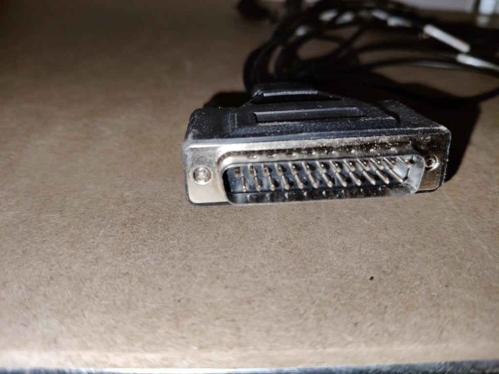 Kabel wtyczka  do rejestratora DB25 na 12 BNC