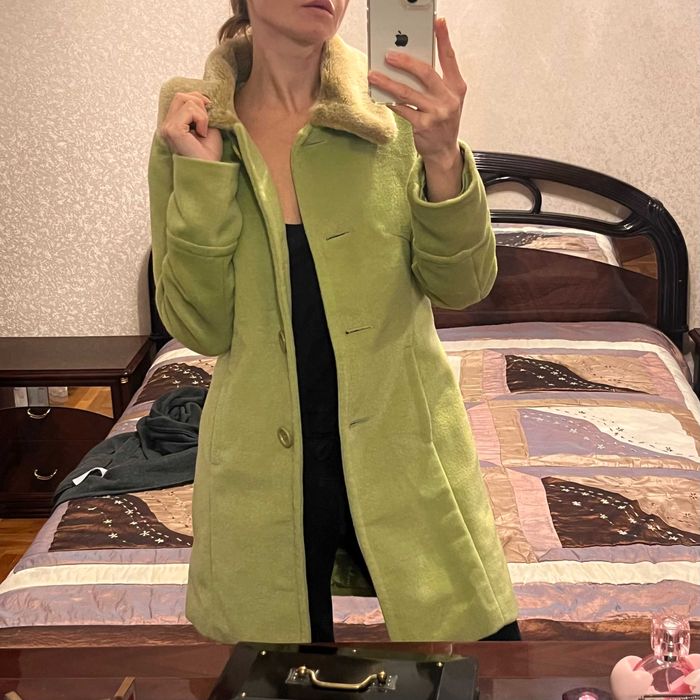 Куртка, пальто осіннє салатове, зелене, демісезон на теплу зиму