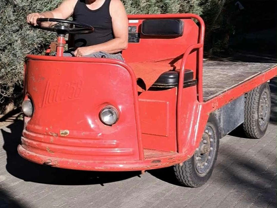 Stał-258  Wózek akumulatorowy sprawny jeżdżący WNA2