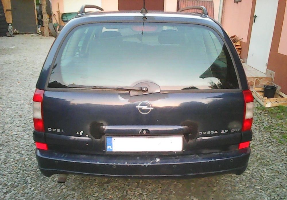 Opel Omega B FL C Kombi Tył Zderzak Z20H Lampy Odblaski PDC 2,2 DTI