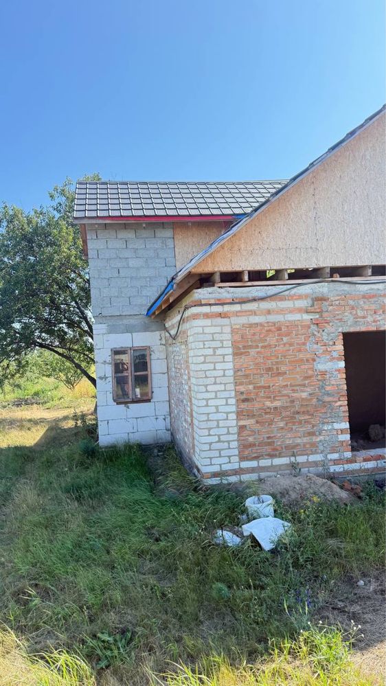 Продаж недобудованого будинку Підгайці