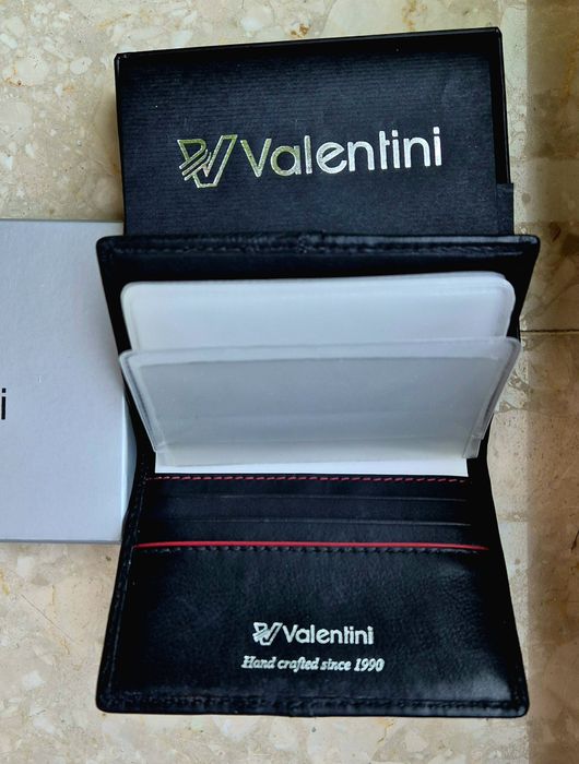 Skórzane etui na wizytówki Valentini