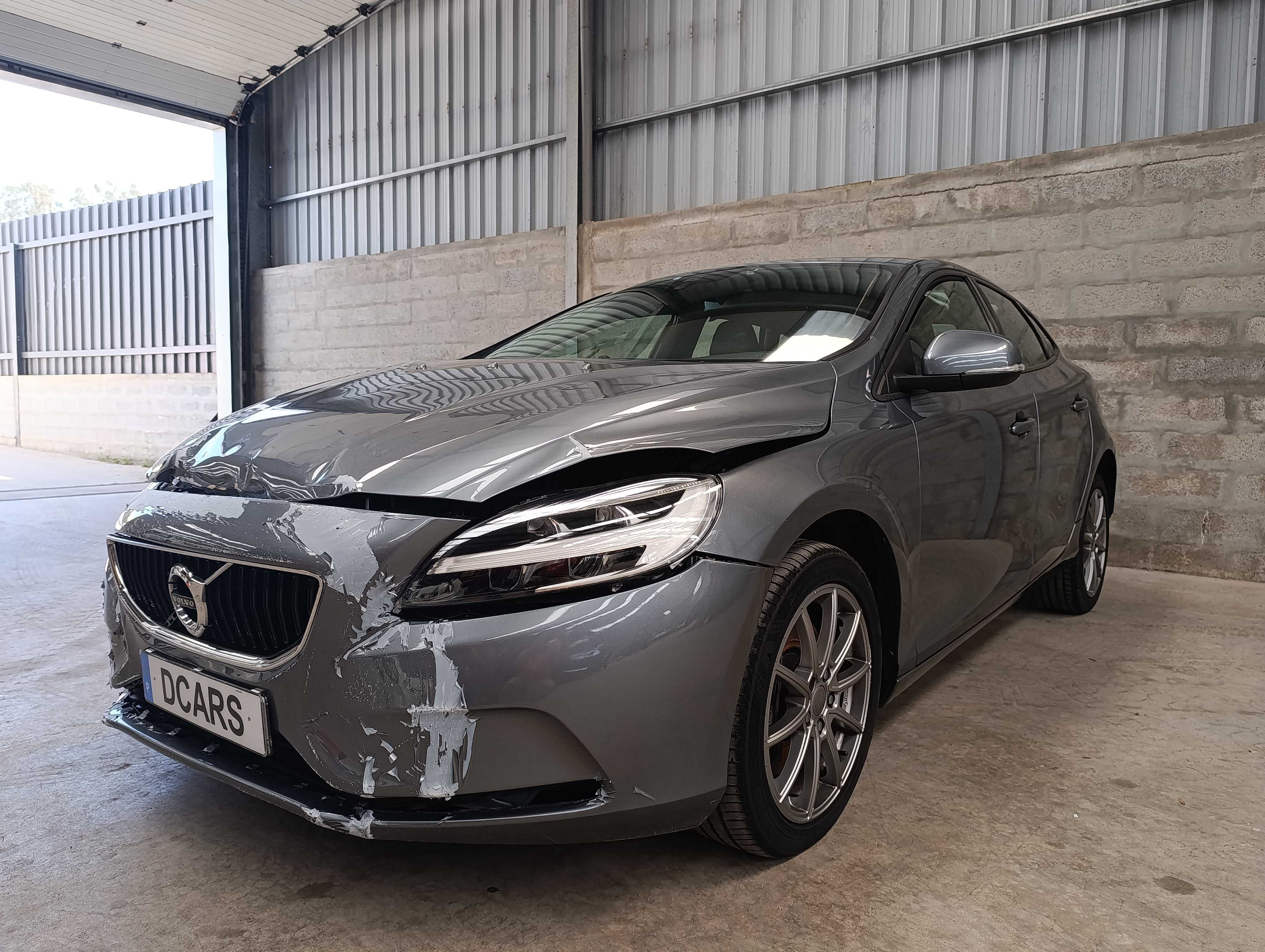 VOLVO V40 2.0 D3 - CX. AUTO