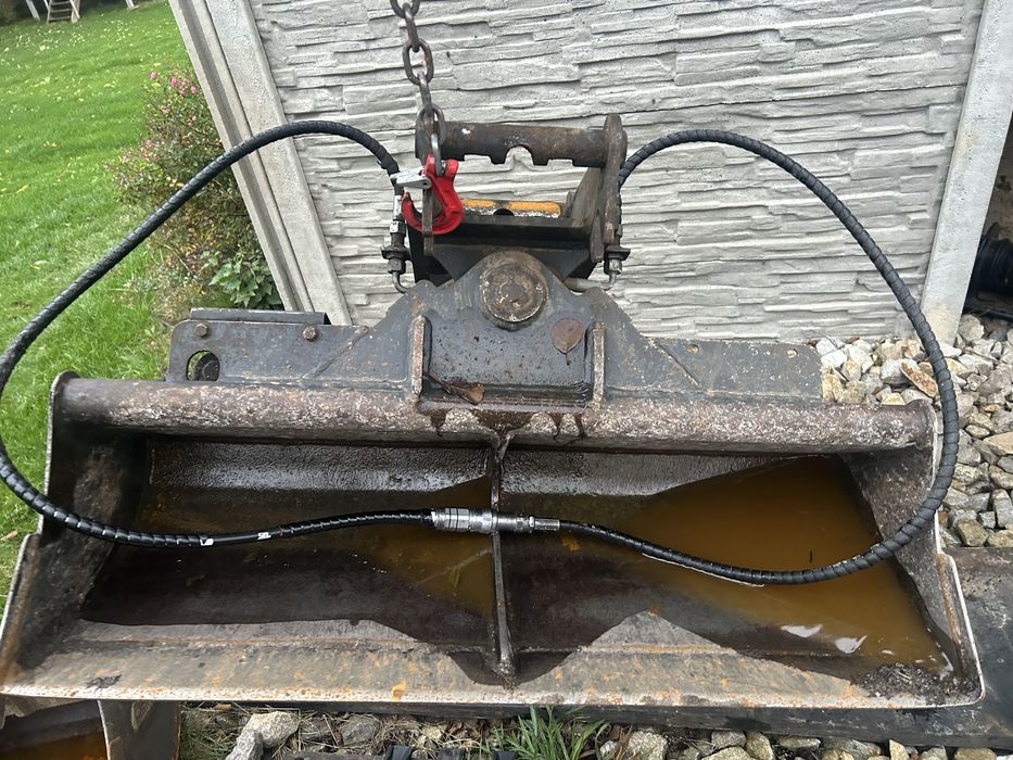 Łyżka skarpowa hydrauliczna