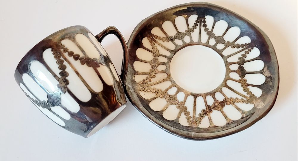 Filiżanka kolekcjonerska galwanizowana srebrem Fraureuth Niemcy Sakson