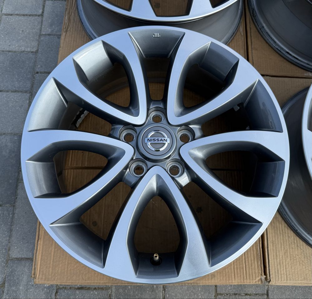 Oryginalne felgi Nissan X-trail Juke Pulsar Qashqai 5x114.3 17" TPMS