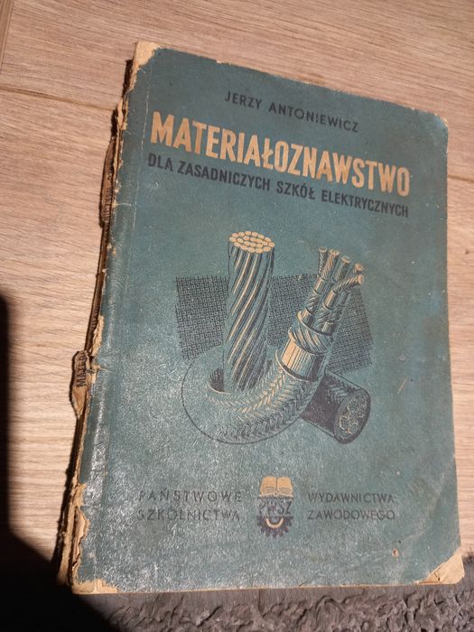 Książki, podręczniki różne rodzaje