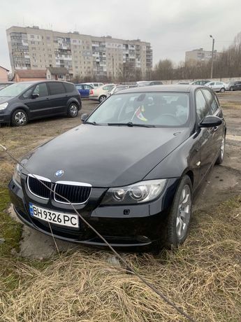 Продам BMW 320d