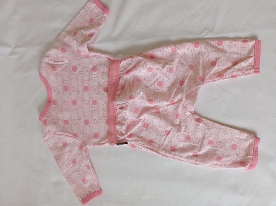 Ubranka dla dziewczynki rozm 1-3 miesiące