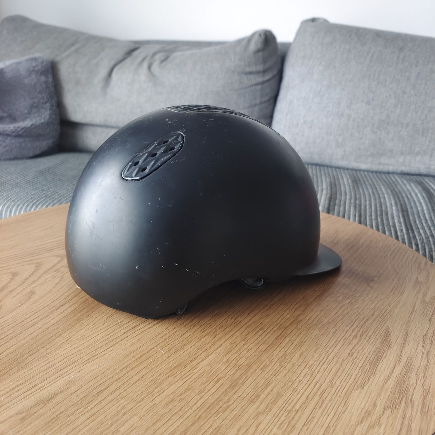 Kask jeździecki 54 furganza