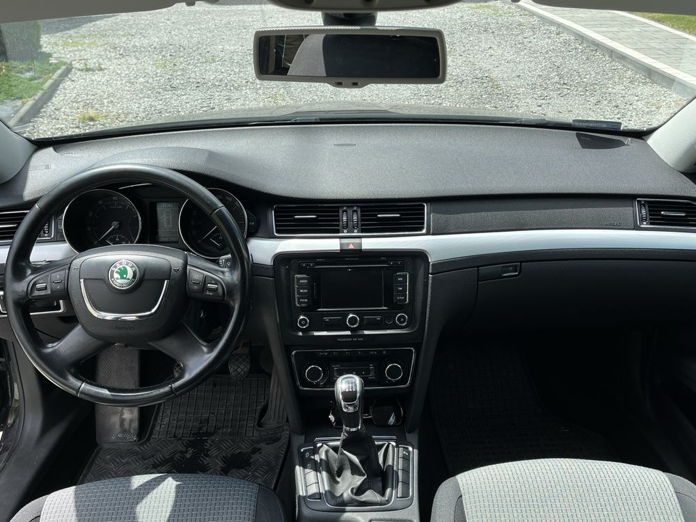 Samochód osobowy Skoda Superb