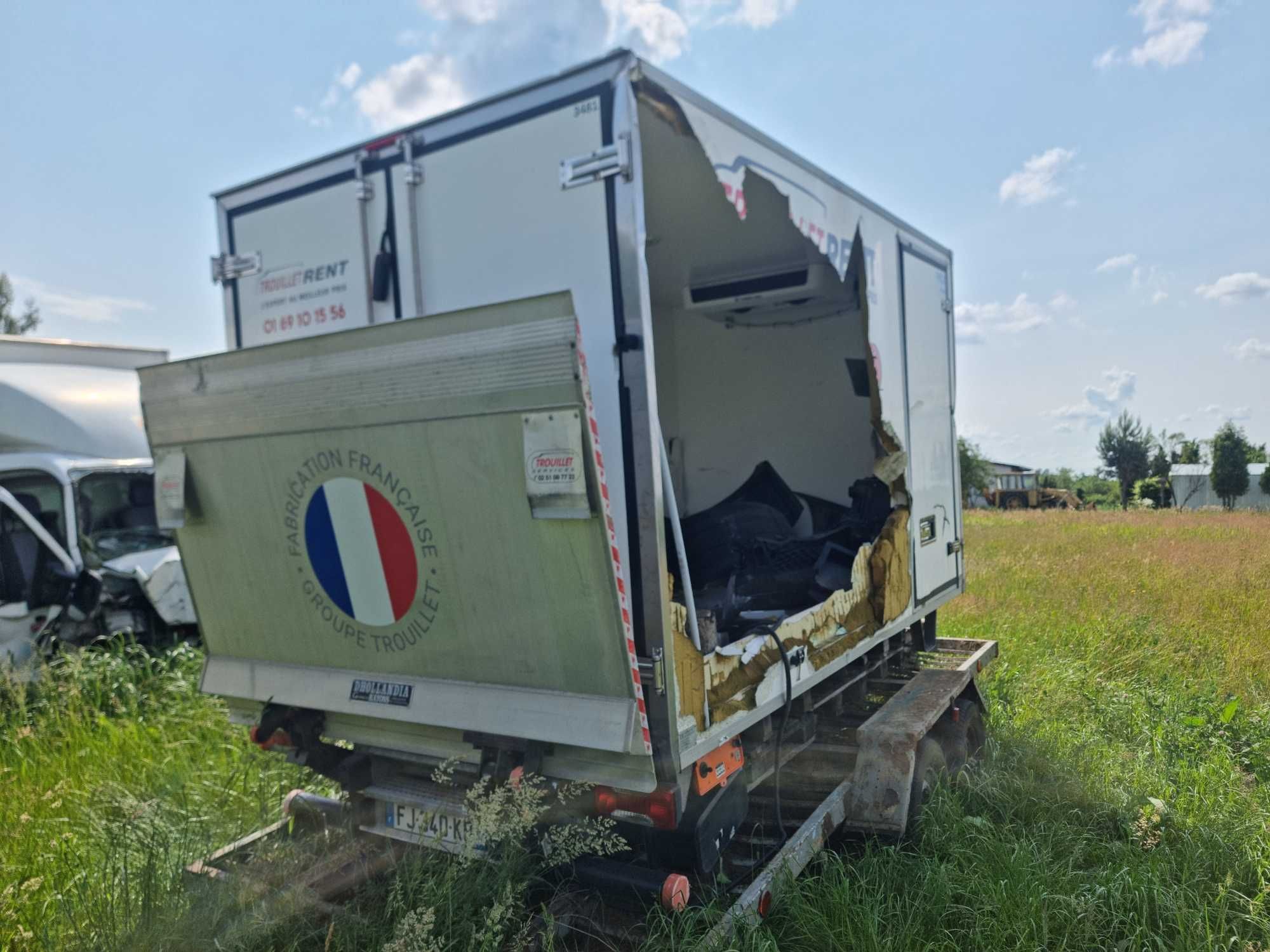 Kontener chłodnia Iveco Daily winda