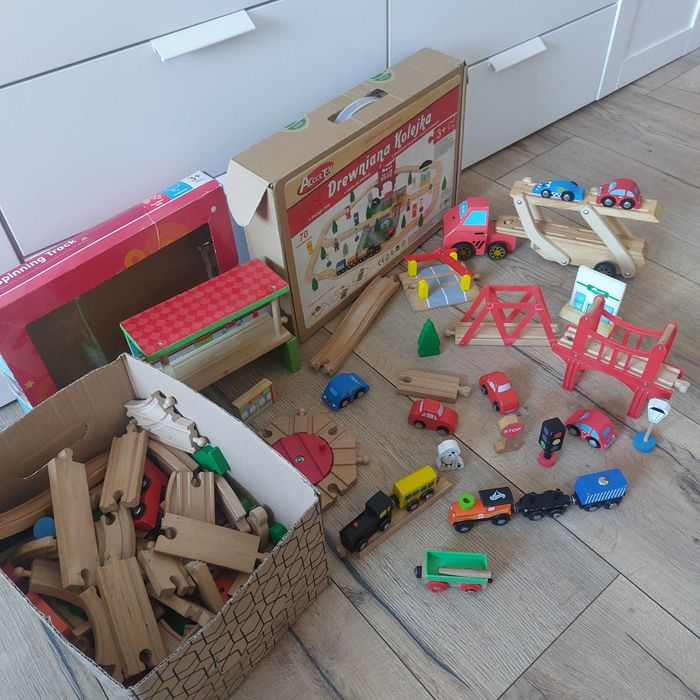 Tory drewniane ok 100 elementów