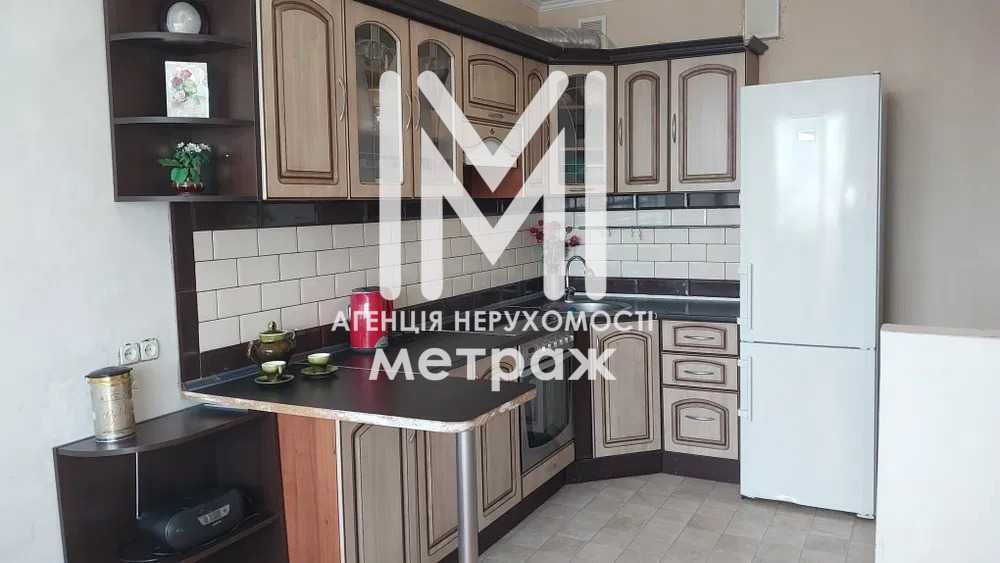 Продам 1 к. квартиру 54 м2 ЖК на Гагарина Жилстрой-2 метро Спортивная