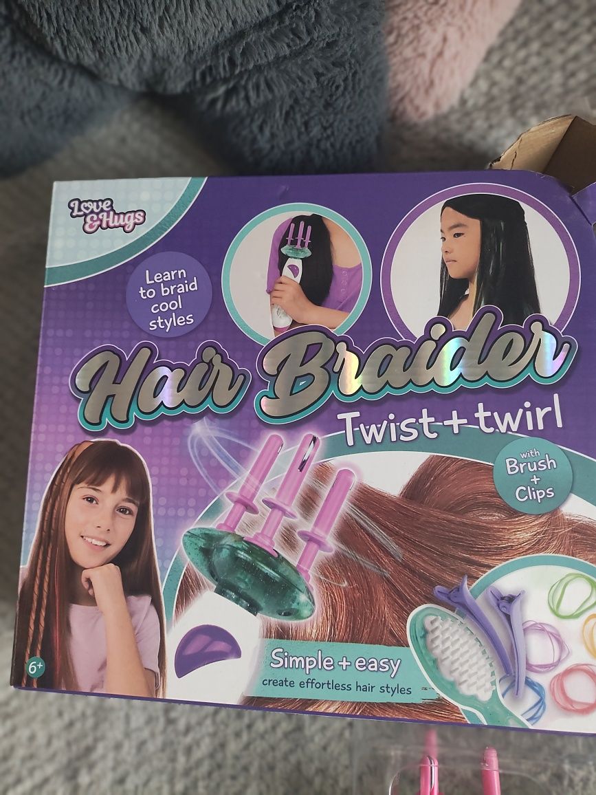 Hair braider do zaplatania włosów 6+