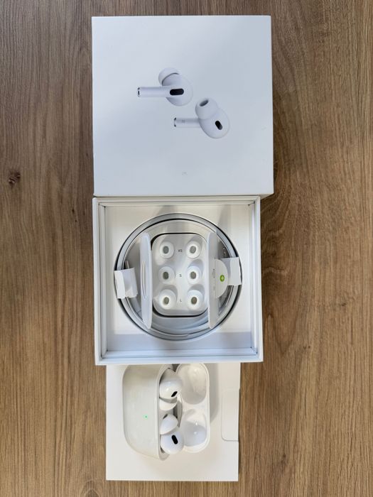 Apple AirPods Pro 2nd Gen ANC