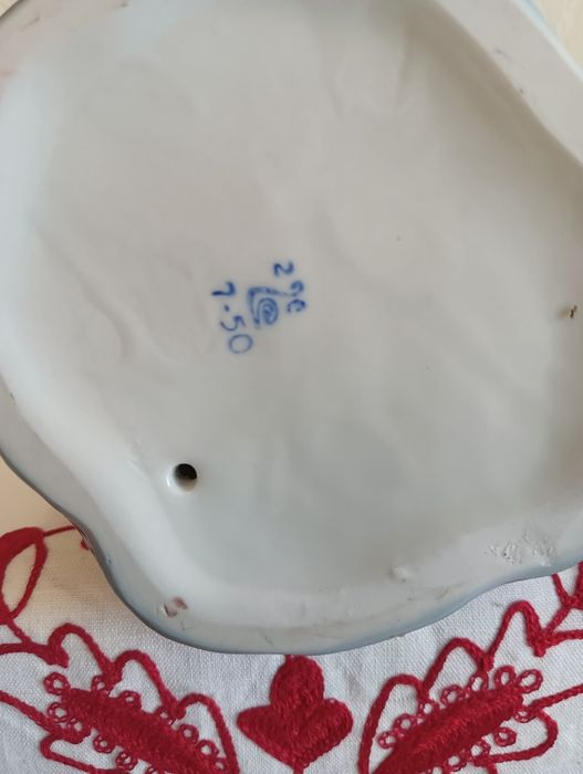 Фарфоровые статуэтки