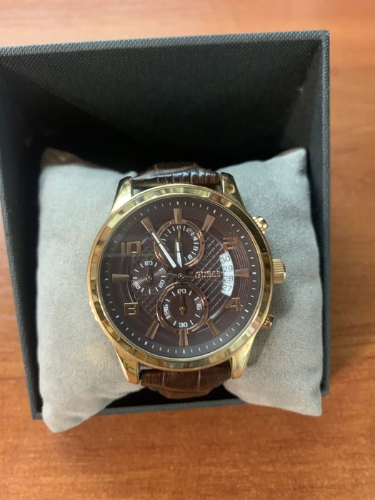 Годинник наручний Guess