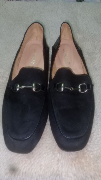 Sapatos pretos tam 41