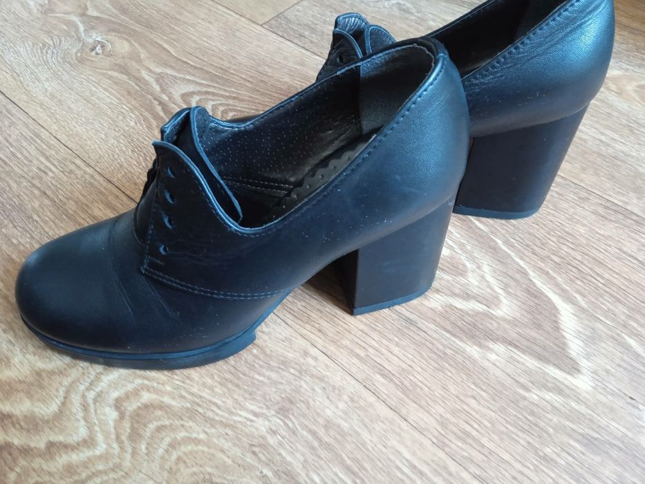 Туфлі жіночі чорні 38р. Натуральна шкіра. Ботильйони, Туфли женские