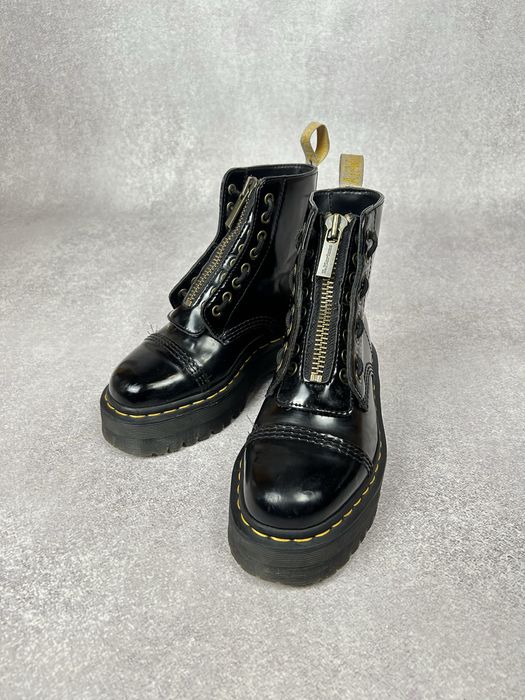 Жіночі черевики Dr. Martens Vegan Sinclair