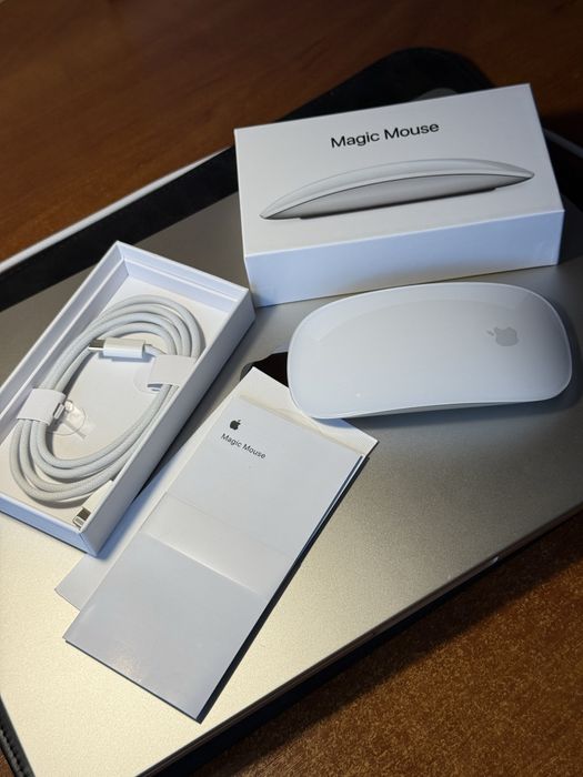 Magic mouse для Macbook білого кольору